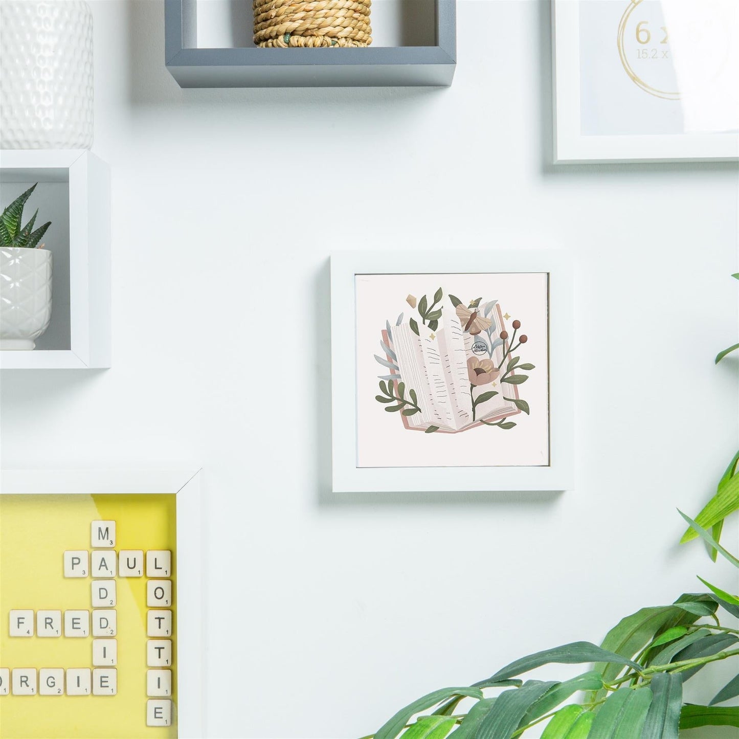 6 x 6 White 3D Box Photo Frame - with 2 x 2 Mount